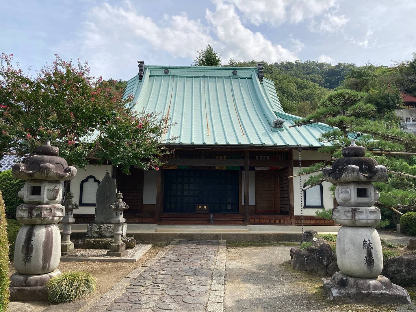 敬泉寺 本堂