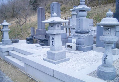 墓地クリーニング後