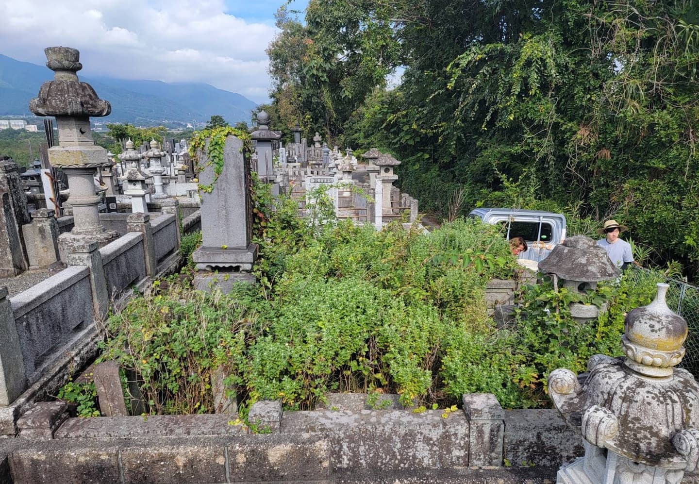 お墓参り、清掃前